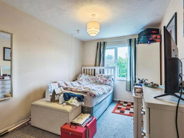 Flat for sale in Fell Lane