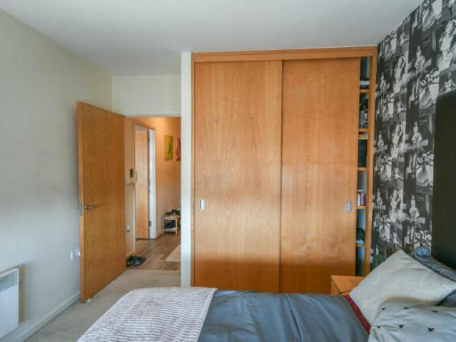 Flat for sale in Newcastle, Leslie
