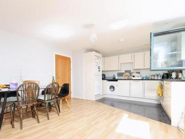 House for sale in Follaton, Strode