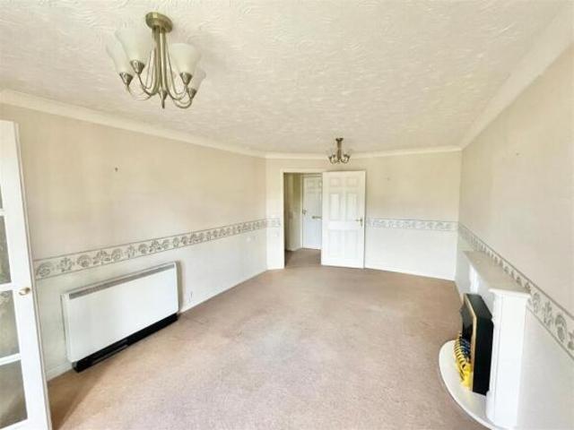 Flat for sale in Plymstock, Plymouth