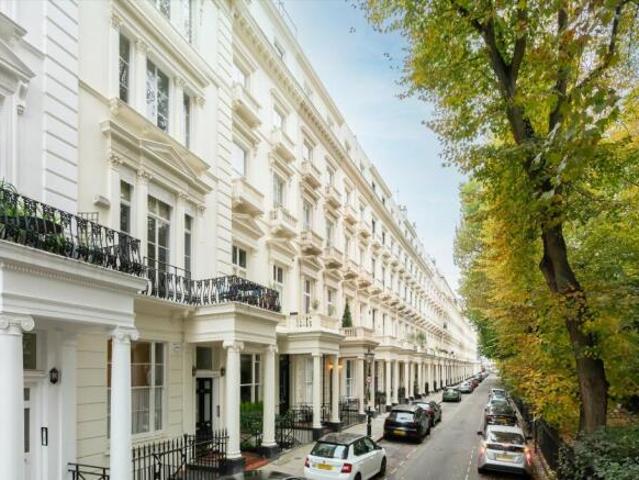Flat for sale in Cat Hill