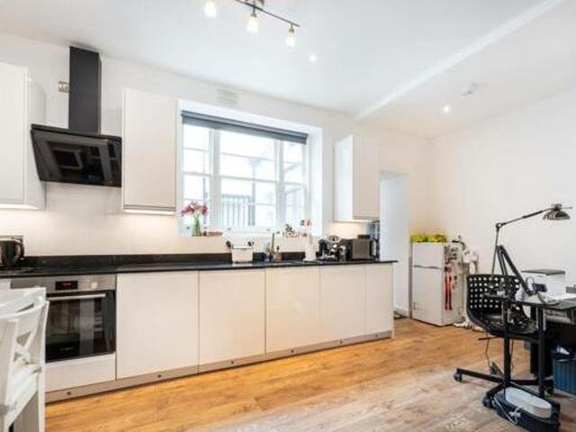 House for sale in City of London, Greater London