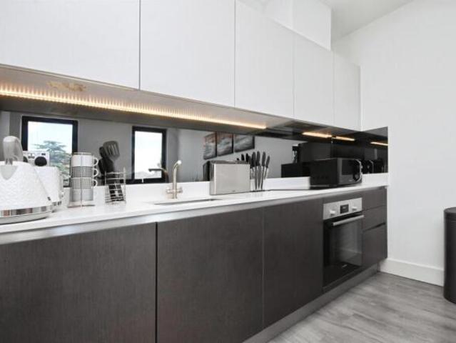 Flat for sale in Melbourne, Chelmsford