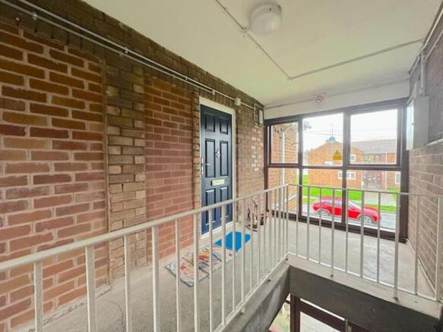 Flat for sale in Wednesfield, West Midlands