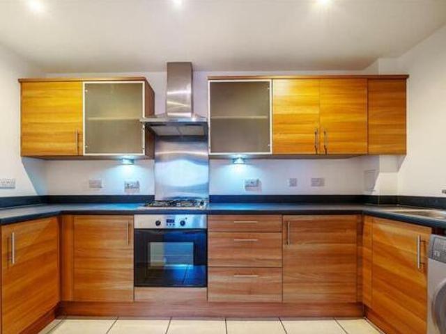 House for sale in Holywell Estate, Watford