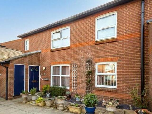 House for sale in Five Acres, Hertfordshire