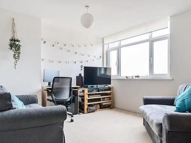 House for sale in Red Hill, Surrey
