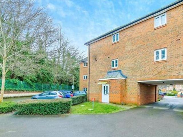 House for sale in Redhill, Reigate and Banstead