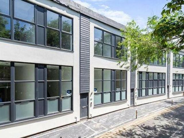 House for sale in Surrey