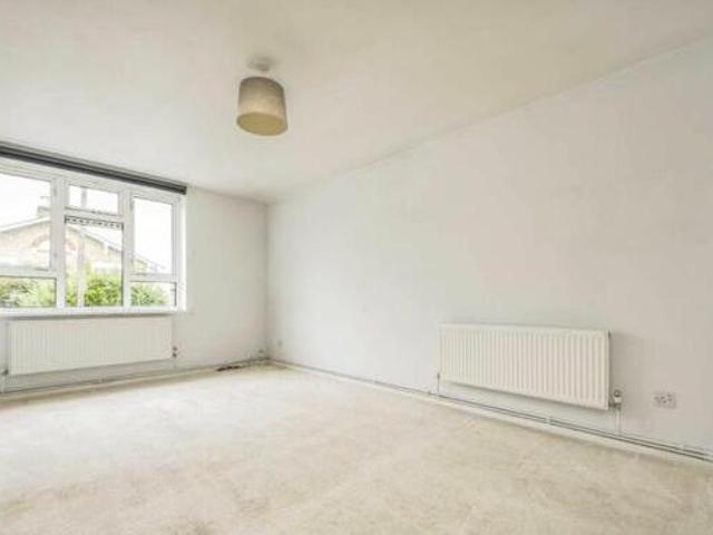 House for sale in Deepcut, Surrey