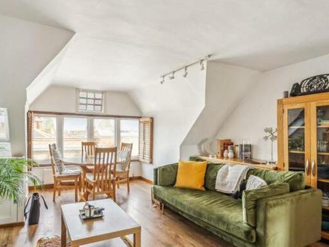 House for sale in Deepcut, Surrey