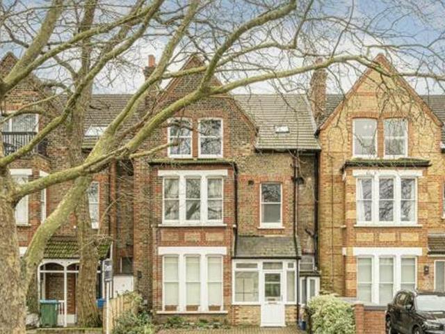 House for sale in Deepcut, Surrey