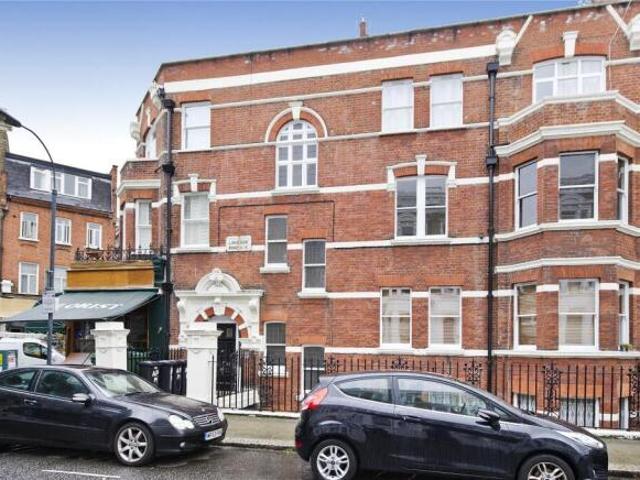 Flat for sale in Cat Hill, England