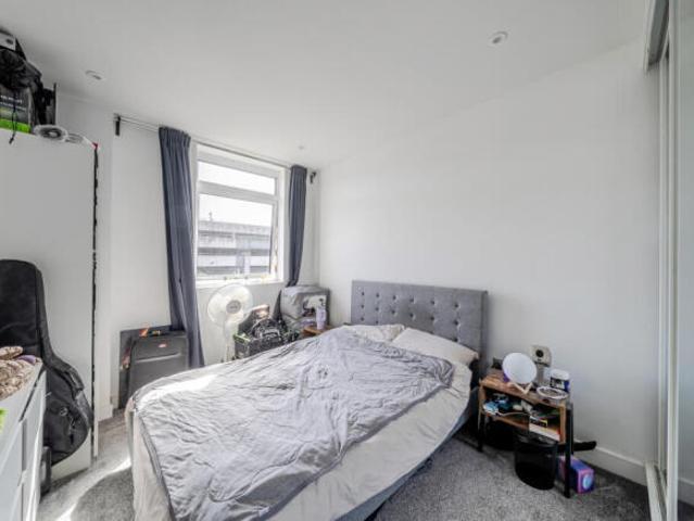 Flat for sale in Five Acres, Hertfordshire