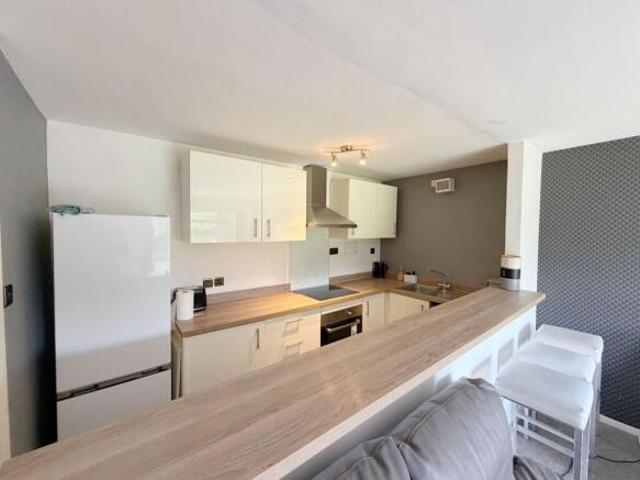 Flat for sale in Bedford