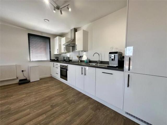 Flat for sale in Priest Down, Hampshire