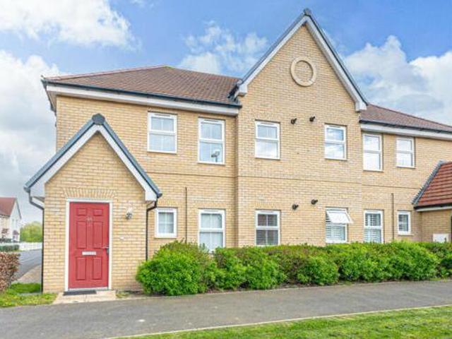 House for sale in Stroud Green, Barling
