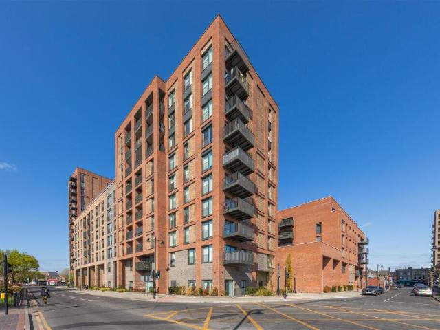 Flat for sale in East Ham