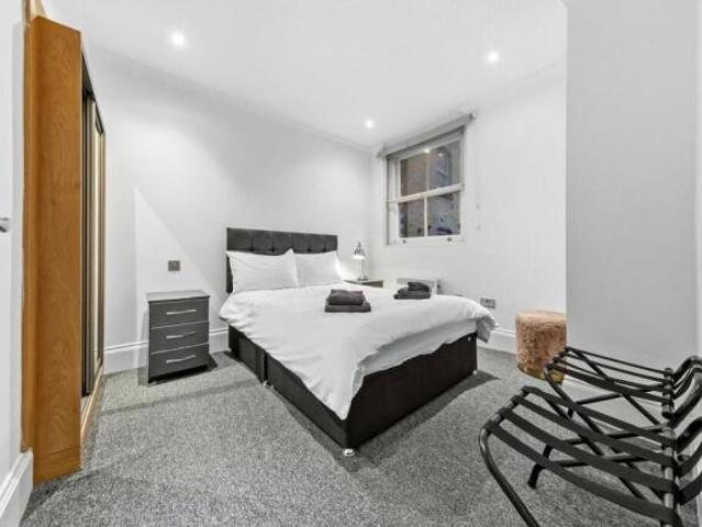 Flat for sale in Soho, Greater London