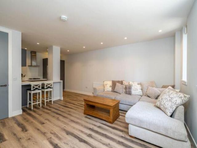 Flat for sale in Roseburn, Scotland