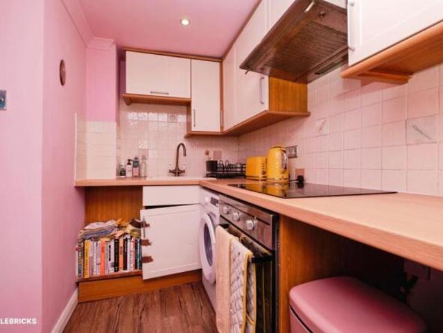 Flat for sale in Brighton & Hove