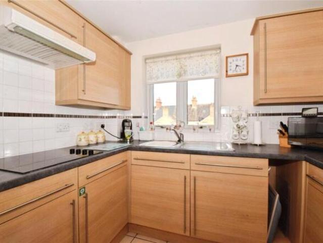 Flat for sale in Pinfold, Leicestershire