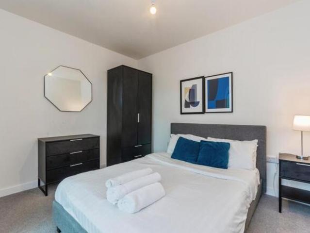 Flat for sale in Georgia, Greater Manchester