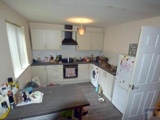 House for sale in Osgathorpe, South Yorkshire