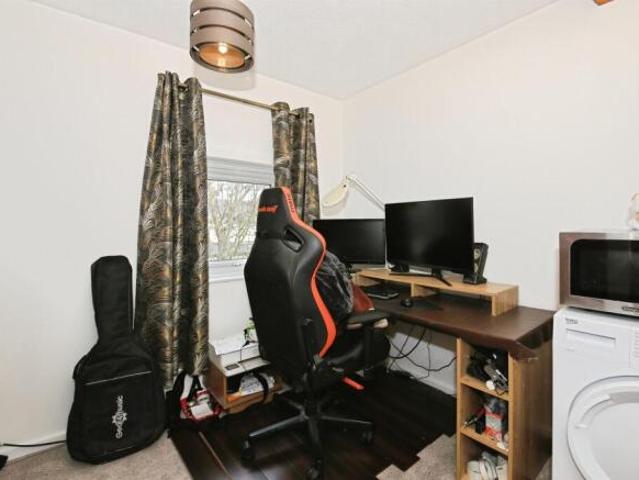 Flat for sale in Hampton Green, Cambridgeshire