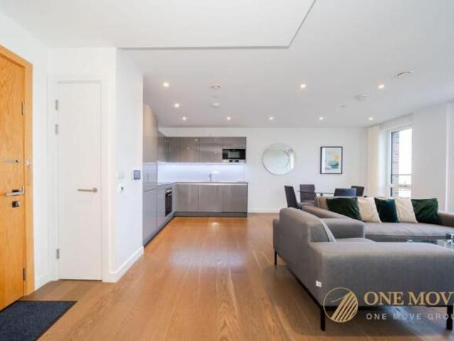 Flat for sale in Exley, Siddal