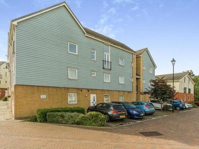 House for sale in Oad Street, Kent