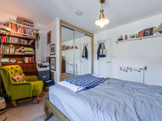 Flat for sale in Greenwich Millennium Village, Greater London