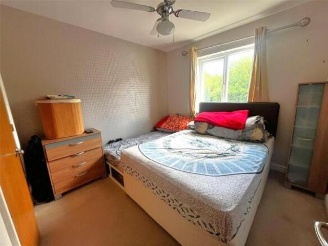 Flat for sale in Priest Down, Hampshire