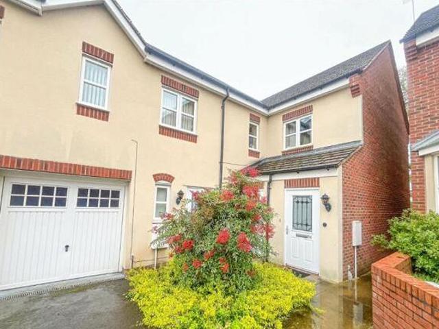 House for sale in Elmdon, West Midlands