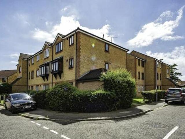 House for sale in South Ockendon, Essex
