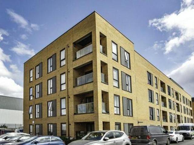 House for sale in South Ockendon, Essex