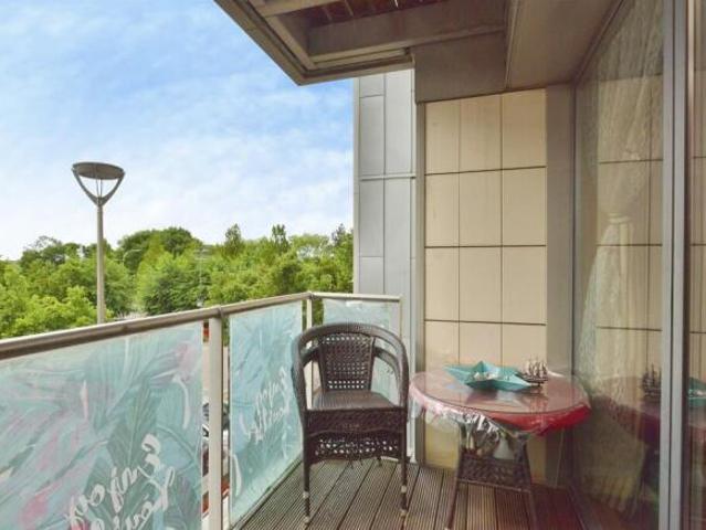 Flat for sale in Milton Keynes