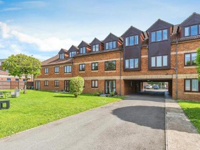 House for sale in Barton Stacey, Hampshire