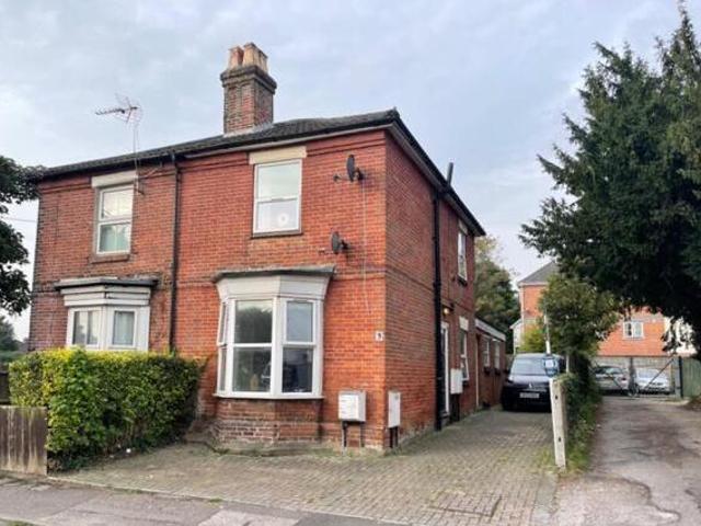 House for sale in Barton Stacey, Hampshire