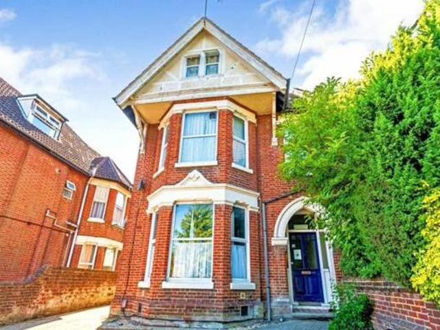 House for sale in Barton Stacey, Hampshire