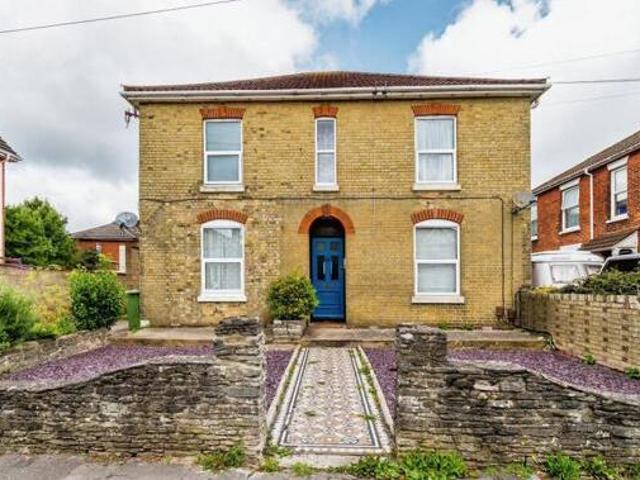 House for sale in Barton Stacey, Hampshire