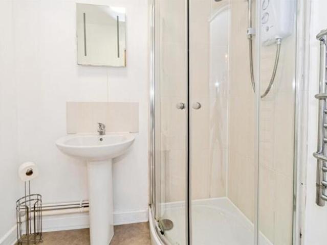 Flat for sale in The Polygon, City Of Southampton