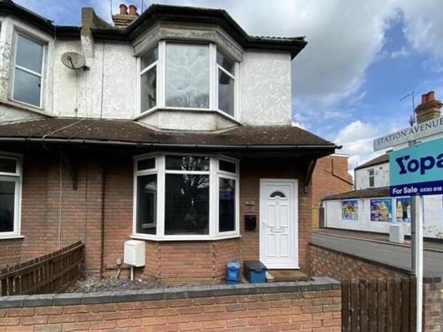 House for sale in Alton Barnes
