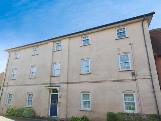 House for sale in Chancellor Park, Chelmsford