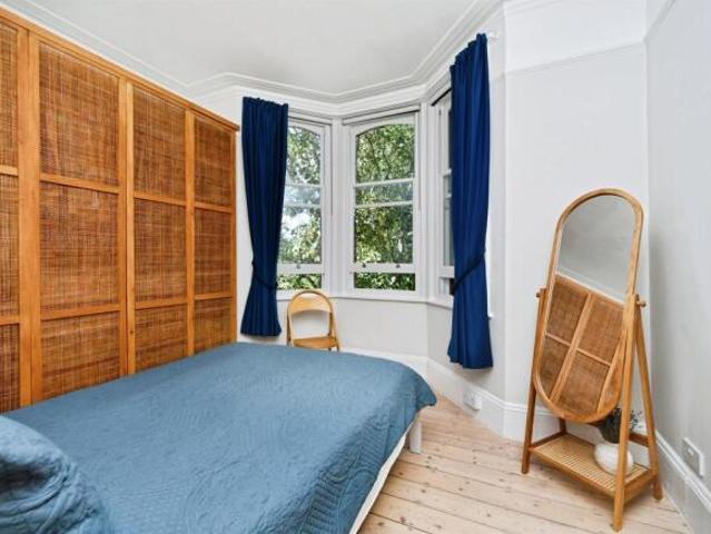 Flat for sale in Round Hill, Brighton & Hove