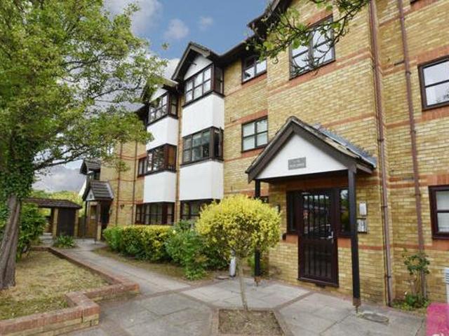 House for sale in North Watford, Hertfordshire