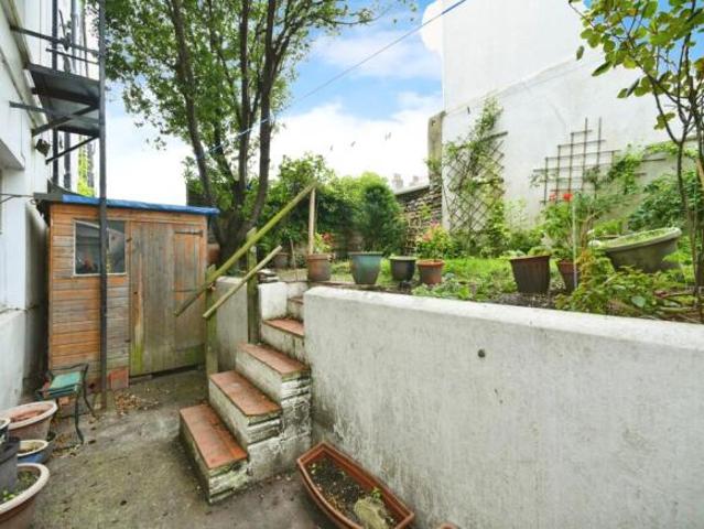 Flat for sale in St James, Sandown Park