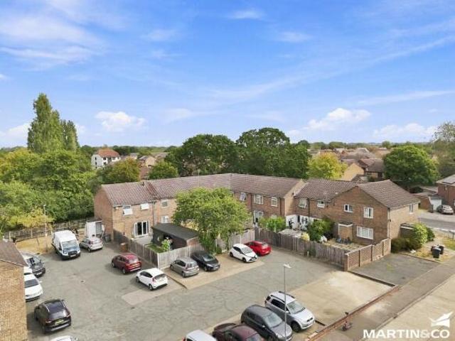 Flat for sale in Melbourne, Chelmsford