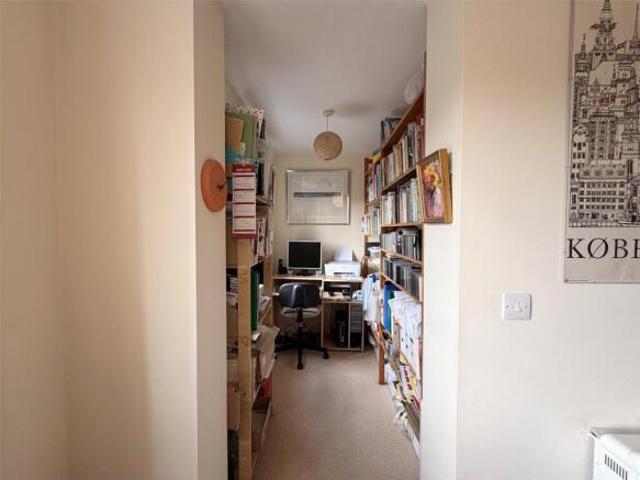 Flat for sale in Hawkesley, Birmingham