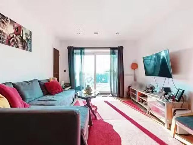 House for sale in Harefield
